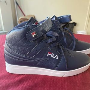 Men’s Fila sneakers